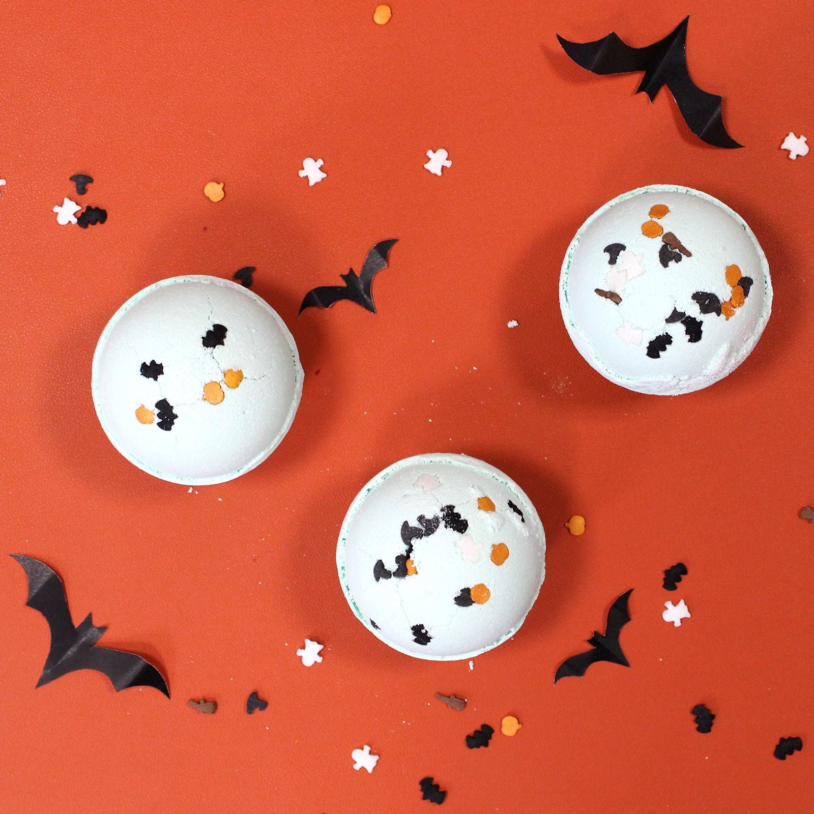 Coconut & Lime Halloween Bath Bomb